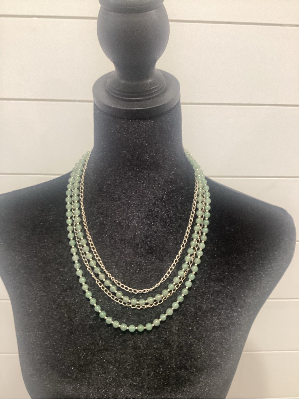Layered Green Bead and Chain Women's Necklace